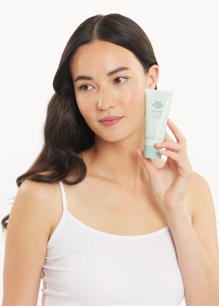 Солнцезащитный крем с тональным эффектом Medium с SPF 45