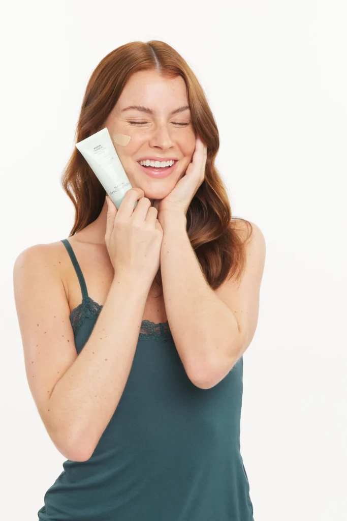 Солнцезащитный крем с тональным эффектом Medium с SPF 45